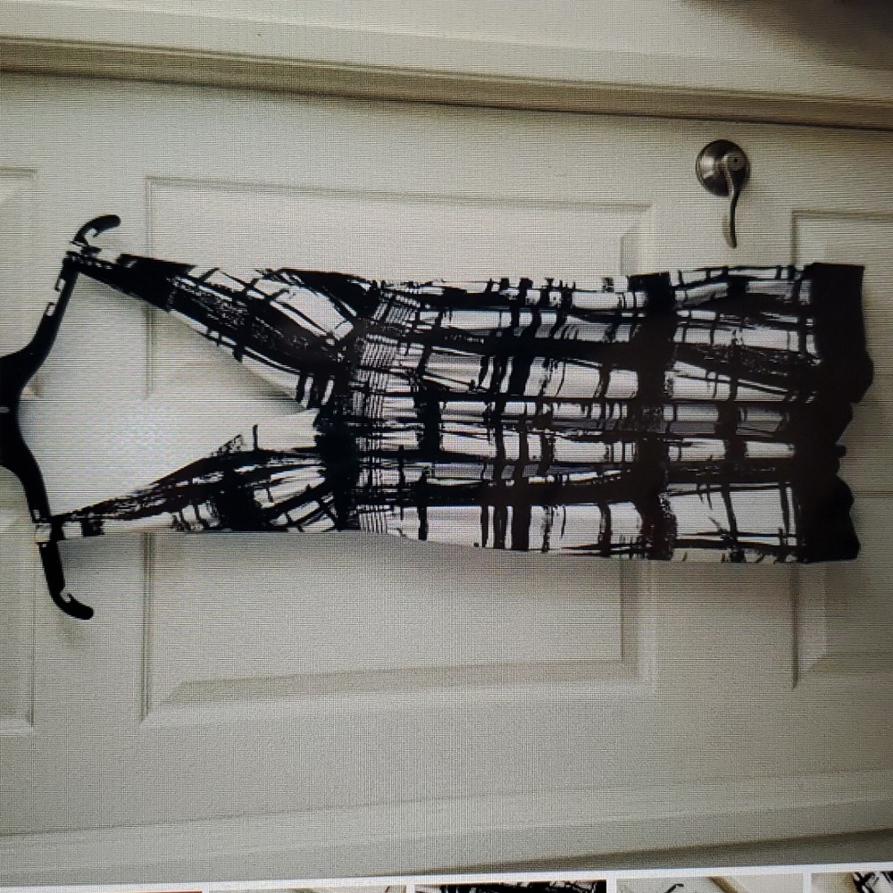 Black and white dress padded bra